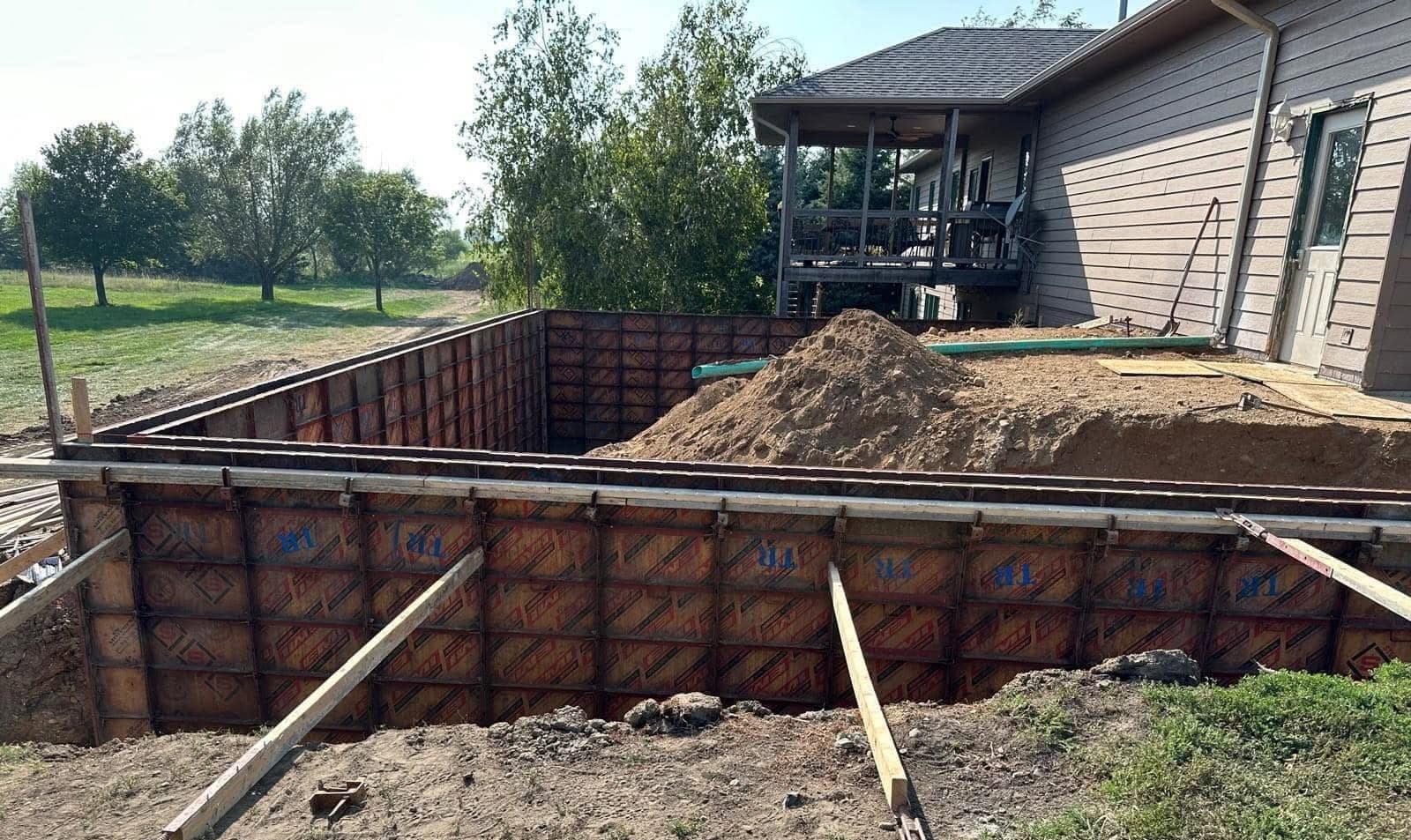 Concrete Retaining Walls construction visual representation